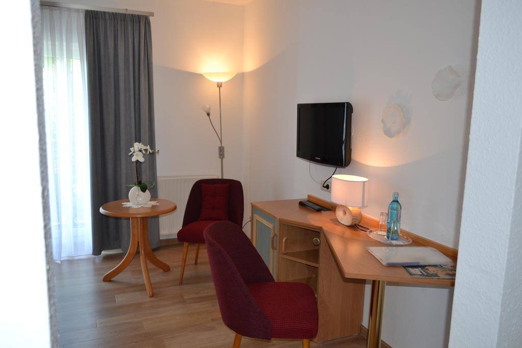 Hotel & Restaurant Zur Linde 프라이탈 외부 사진