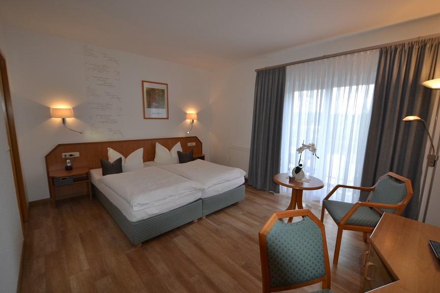 Hotel & Restaurant Zur Linde 프라이탈 외부 사진