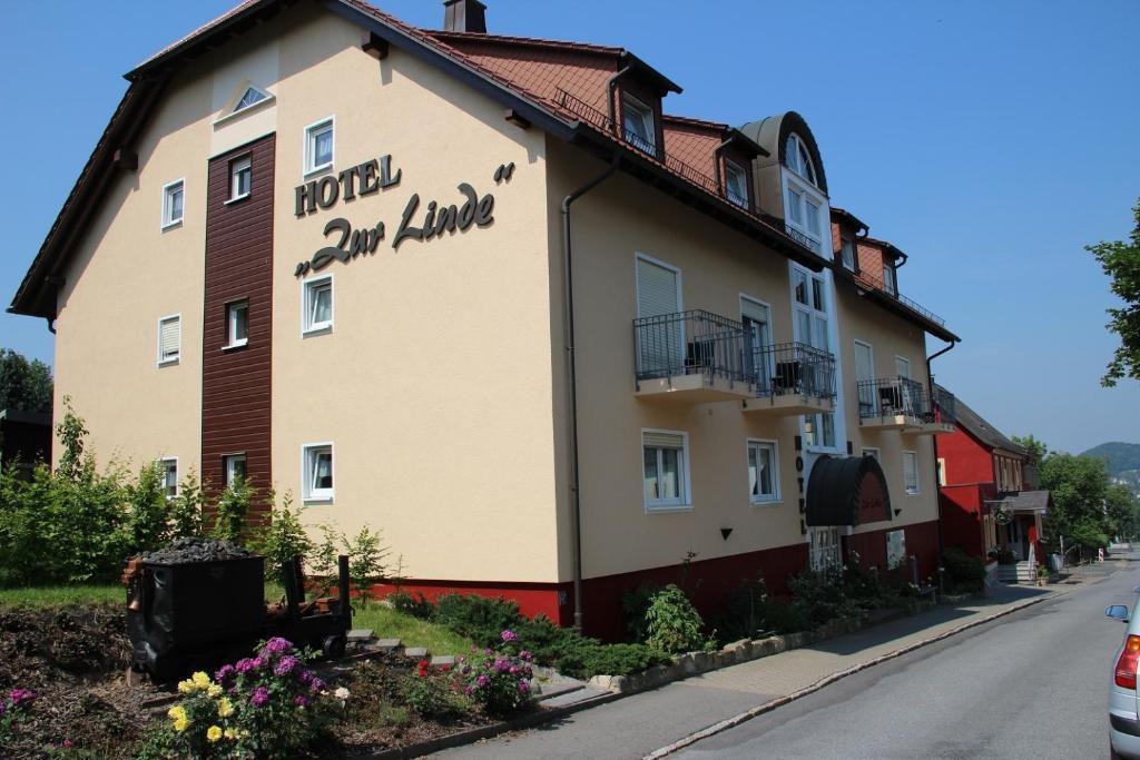 Hotel & Restaurant Zur Linde 프라이탈 객실 사진